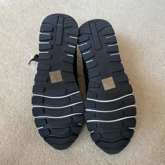 SOLD **AUTHENTIC PRADA SNEAKERS** - Picture 4 of 4
